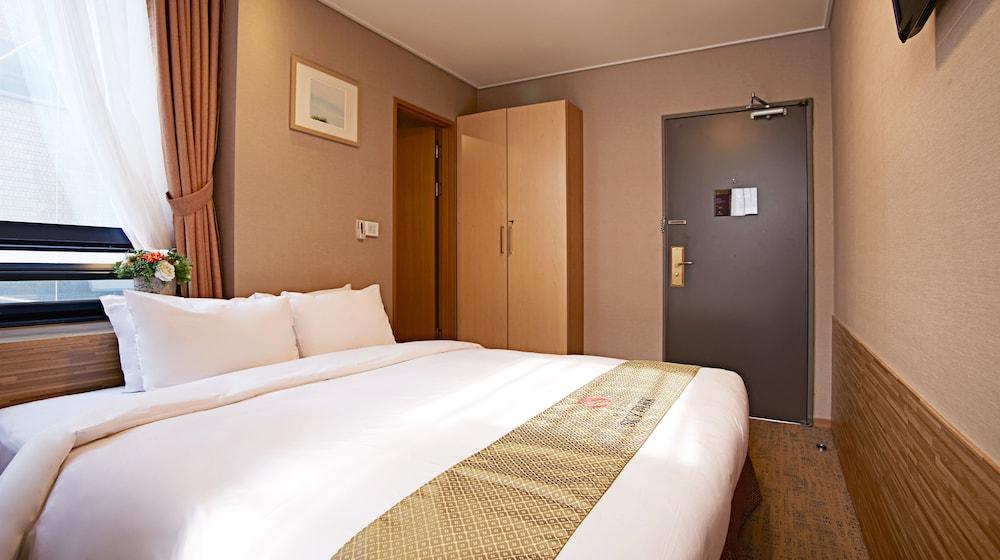 Hotel Skypark Myeongdong 3 Seoul Eksteriør bilde